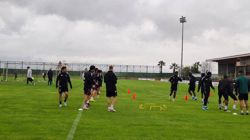 Kocaelispor&rsquo;da Gen&ccedil;lerbirliği mesaisi s&uuml;r&uuml;yor - Resim : 3