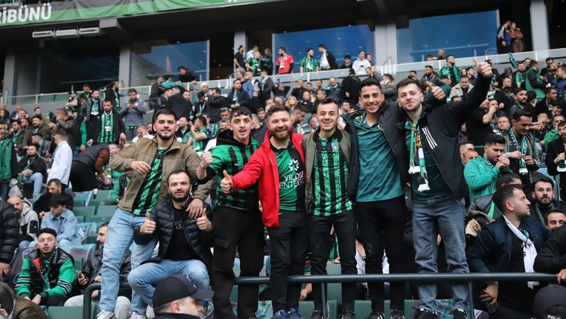 Kocaelispor – Sakarya maçının tribün ve taraftar fotoğrafları - Resim: 44