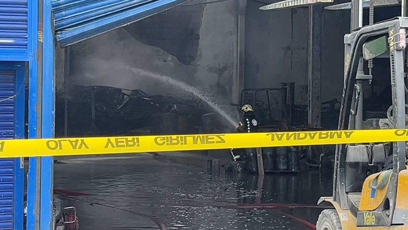 Kocaeli'de boya fabrikasında yangın! - Resim : 4