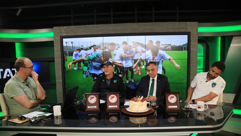 Kocaelispor U-19 Nokta TV stüdyolarında - Foto Galeri- - Resim: 61