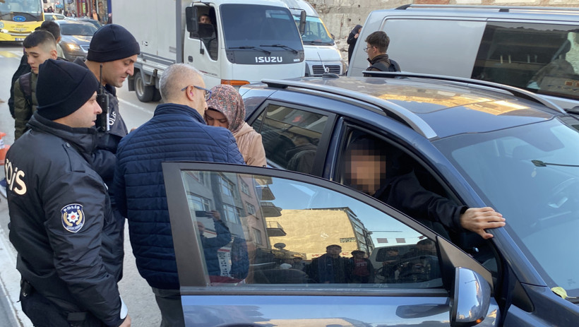 17 yaşındaki çocuk okul çıkışı bıçaklandı! - Resim : 1