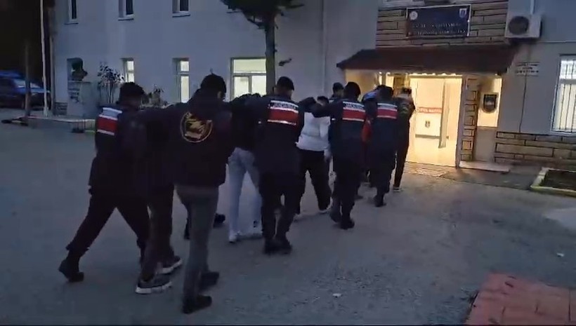 İlçenin kabusu olan hırsızlar jandarma tarafından tek tek belirlendi... - Resim : 1
