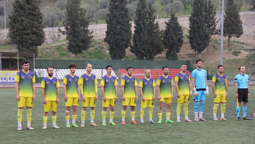 Karamürsel Stadı alarm veriyor, Karamürselspor stat bakıyor! - Resim : 1