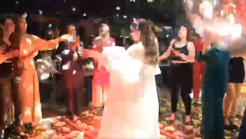 Saniye saniye kaydedildi… İşte disko topunun gelinin üstüne düştüğü an! - Resim : 3