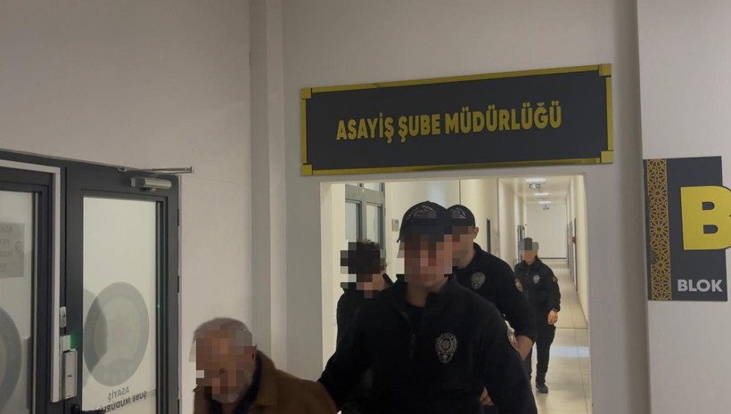 Otomobilin içinde bıçaklayarak öldürmüştü; Katil zanlısı tutuklandı! - Resim : 1