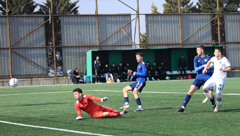 Kocaelispor – Bursa Nilüfer U-19 maçının fotoğraf galerisi - Resim: 37