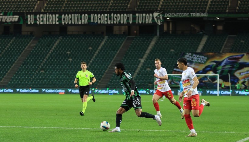 Kocaelispor - Yeni Malatyaspor 1-7 FOTO GALERİ - Resim: 65