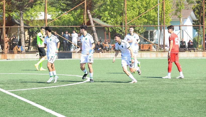 Kocaelispor – Keçiörengücü U-17 maçı foto galeri - Resim: 26