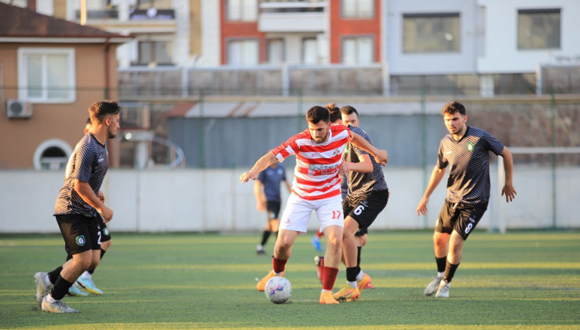 Körfez İlçesi Birlikspor – Başiskele Birlikspor maçının fotoğraf galerisi - Resim: 55