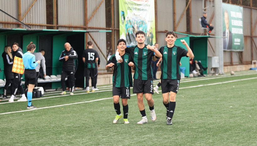 Kocaelispor U-17 takımı koptu gidiyor! “4-2” - Resim : 1