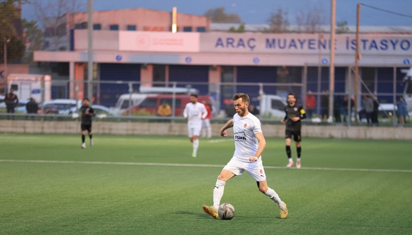 Kullarspor – Derincespor maçının fotoğrafları - Resim: 19