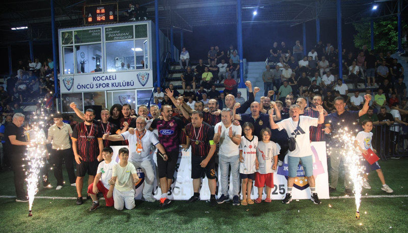 Bekirpaşa Masterler – Kartepe Masterler finalinin foto galerisi - Resim: 45