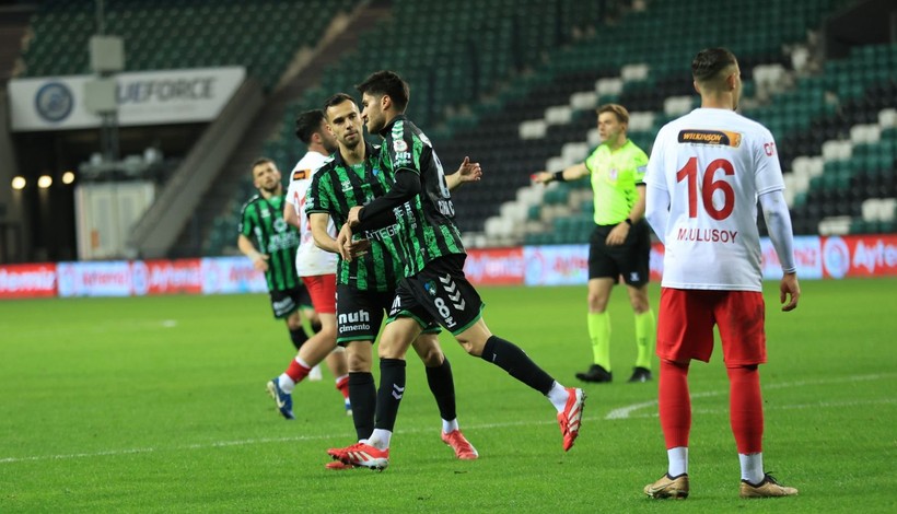 Kocaelispor - Yeni Malatyaspor 1-7 FOTO GALERİ - Resim: 98