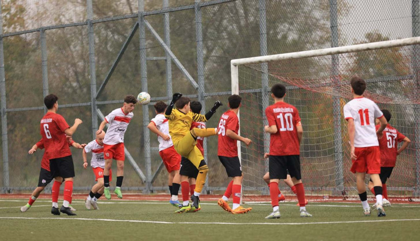 Lider Kullarspor U-17, Pendik’e plakayı yazdırdı! “4-1” - Resim : 5