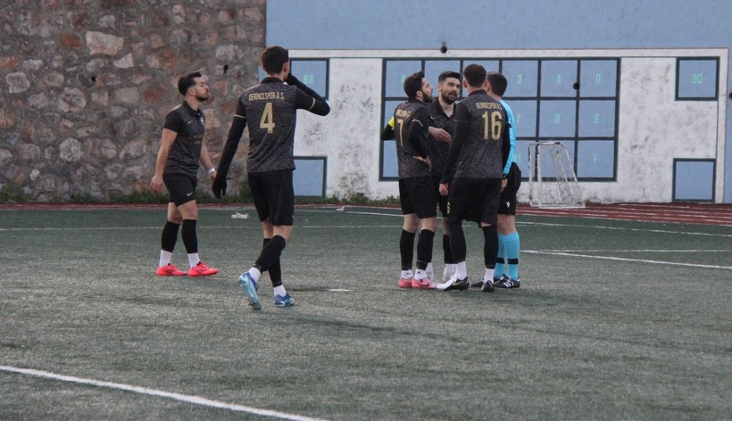 Derincespor - Kavaklıspor Süper Play-Off maçının fotoğrafları - Resim: 22
