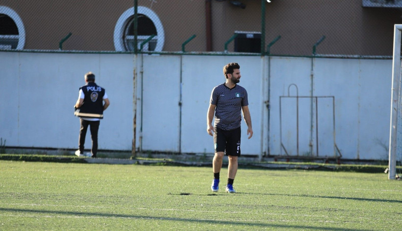 Körfez İlçesi Birlikspor – Başiskele Birlikspor maçının fotoğraf galerisi - Resim: 34