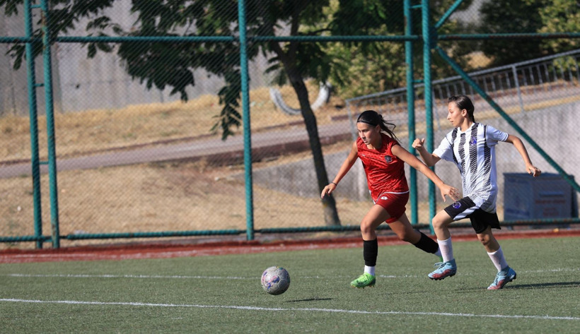 Kocaeli Kadın Futbol Kulübü – Arapçeşme maçı fotoğraf galerisi - Resim: 71