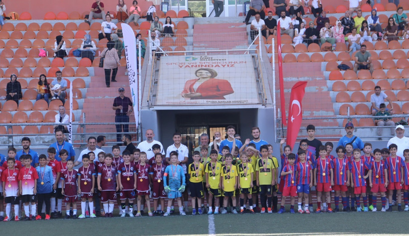 İzmit’in kurtuluşuna çok yakıştı! - Resim : 3