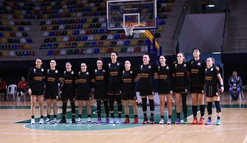 Danilo’s Pizza, rezalet hakem yönetiminin kurbanı oldu! “63-78” - Resim : 4