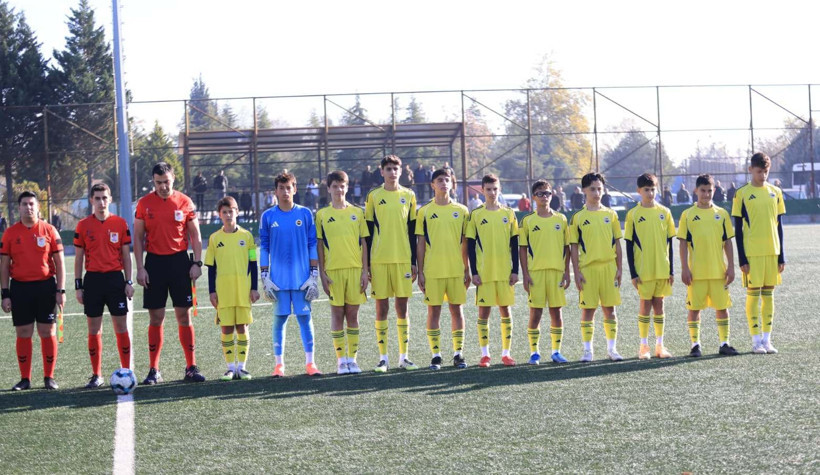 Kocaelispor U-14, Fenerbahçe’yi konuk etti - Resim : 8