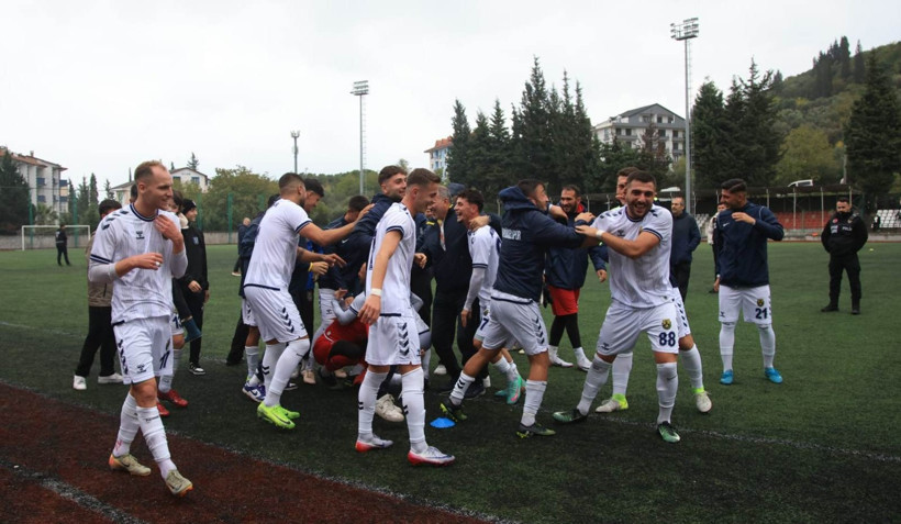 Karamürselspor evinde 3 puana uzandı! “1-0” - Resim : 2