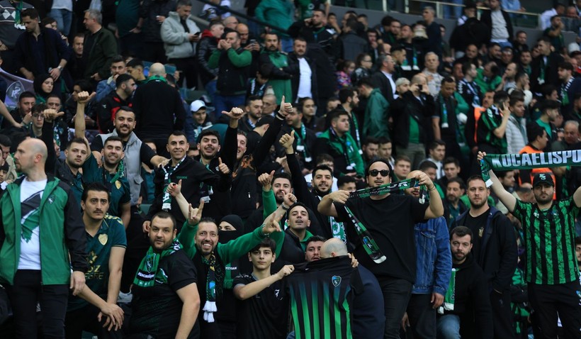 Kocaelispor – Sakarya maçının tribün ve taraftar fotoğrafları - Resim: 14