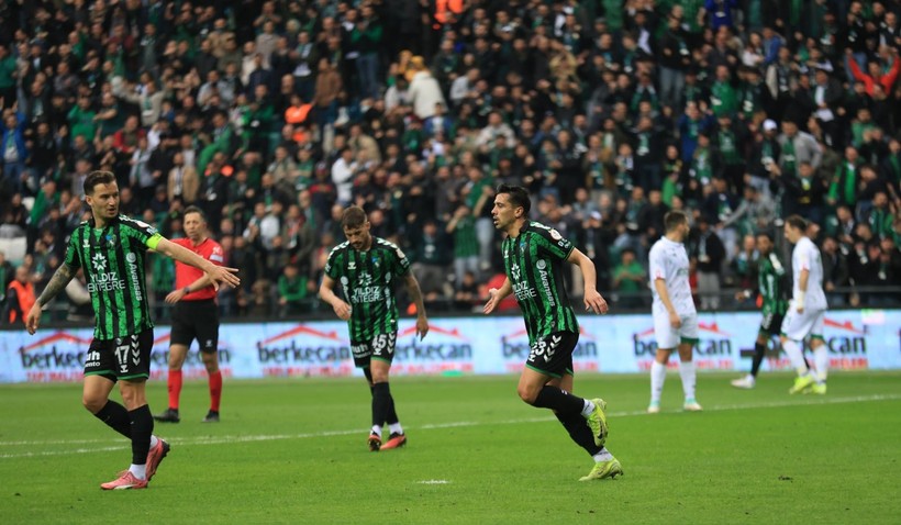 Kocaelispor – Boluspor maçı foto galeri - Resim: 90