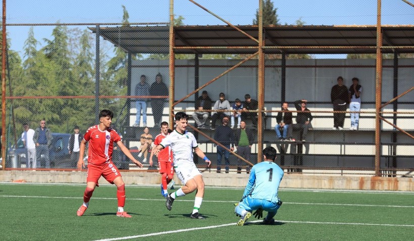 Kocaelispor – Keçiörengücü U-17 maçı foto galeri - Resim: 52