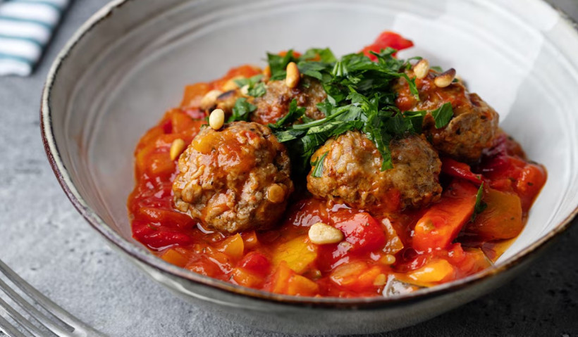 Gelinim Mutfakta Şapkalı Köfte Tarifi 12 Mayıs 2025: Şapkalı Köfte Nasıl Yapılır? - Resim : 2