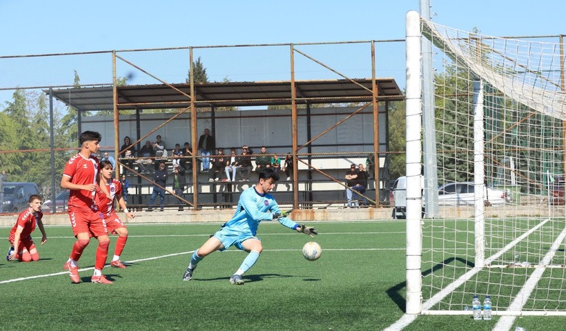 Kocaelispor – Keçiörengücü U-17 maçı foto galeri - Resim: 44