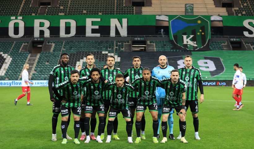 Kocaelispor - Yeni Malatyaspor 1-7 FOTO GALERİ - Resim: 36