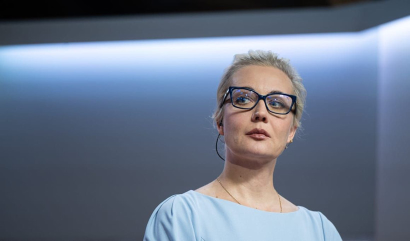 Eşinin ölüm haberini aldıktan sonra sahneye çıktı: Putin hesap vercek! - Resim: 2