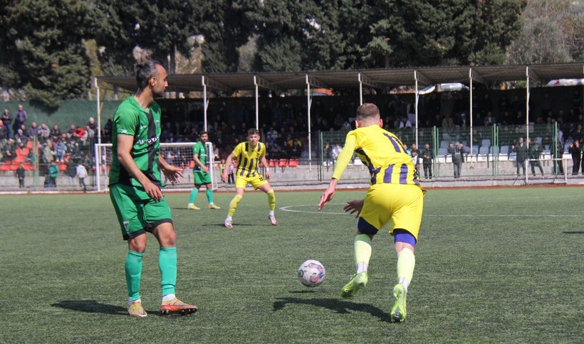 Karamürselspor - Çayırovaspor maçının fotoğrafları - Resim: 44