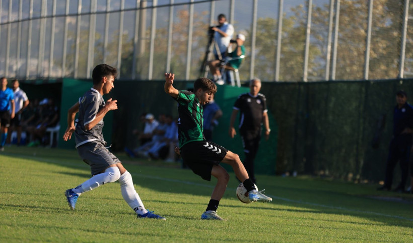 Kocaelispor - Pendikspor U-19 maçı fotoğraf galerisi - Resim: 35