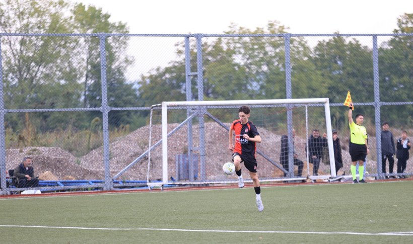 Lider Kullarspor U-17’ye tek kelime helal olsun! - Resim : 2