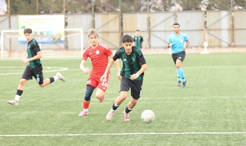 Kocaelispor U-17 takımı koptu gidiyor! “4-2” - Resim : 6