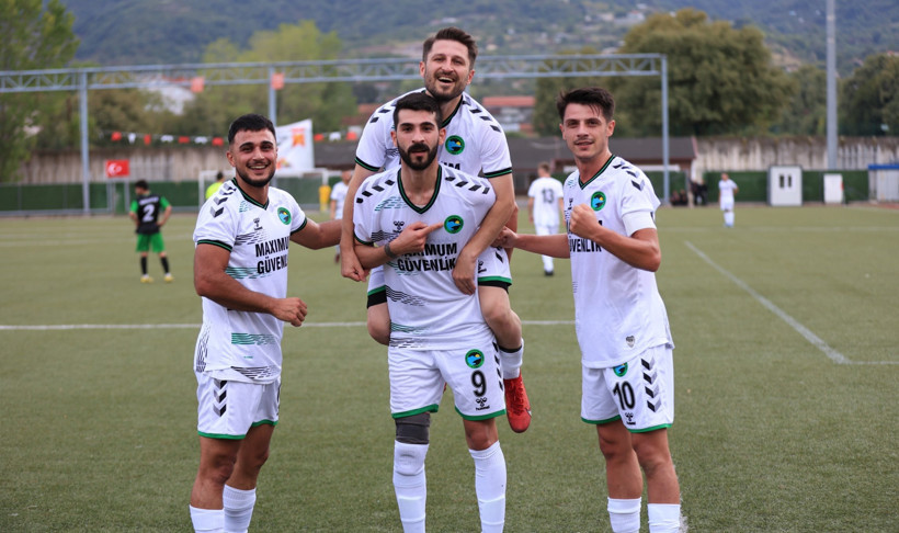 Karatepe Gençlerbirliği - Kocaeli Güneşspor: 1-2 "1. Amatör Lig maçı - Foto Galeri - Ali Köksal" - Resim: 71