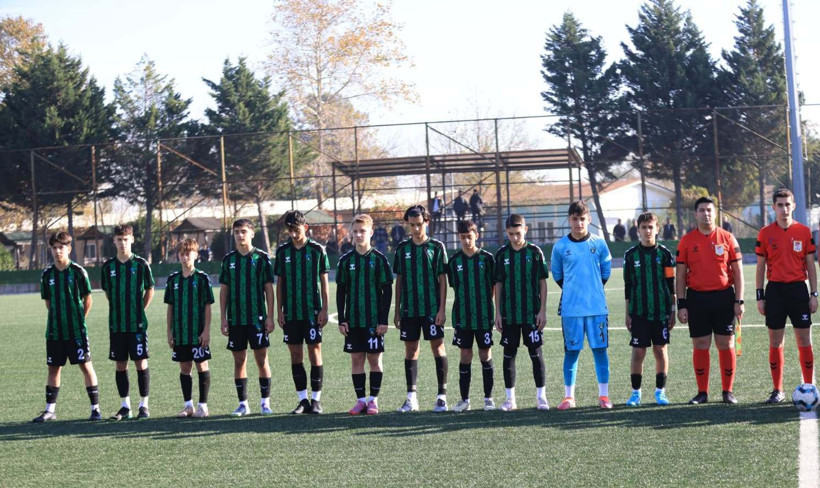 Kocaelispor U-14, Fenerbahçe’yi konuk etti - Resim : 11