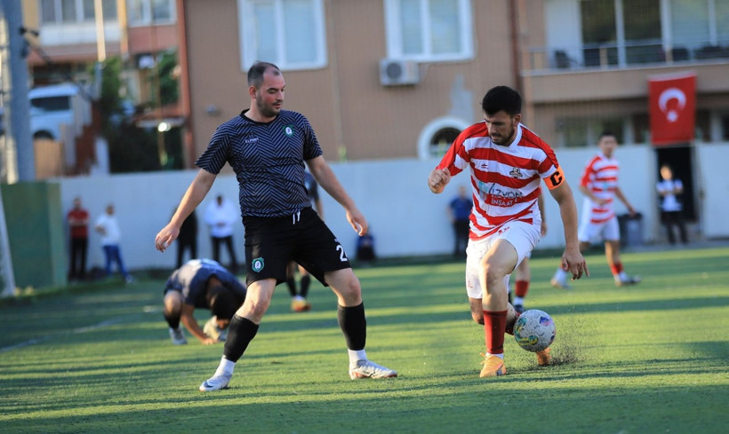 Körfez İlçesi Birlikspor – Başiskele Birlikspor maçının fotoğraf galerisi - Resim: 36