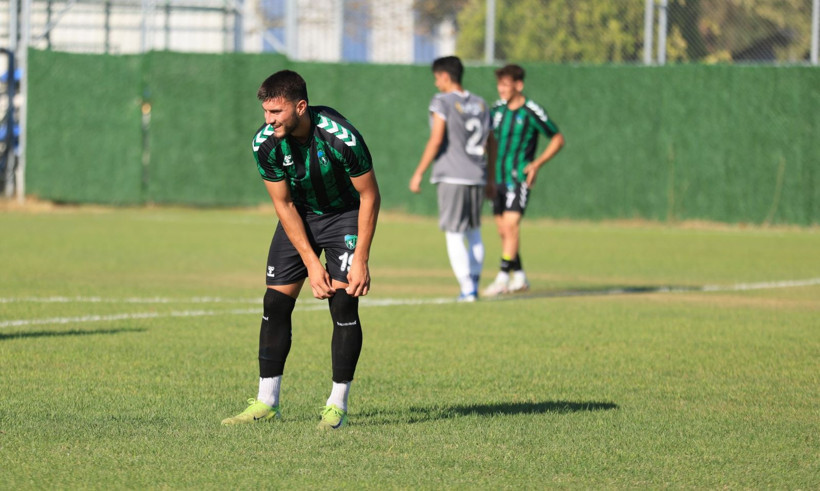 Kocaelispor - Pendikspor U-19 maçı fotoğraf galerisi - Resim: 15