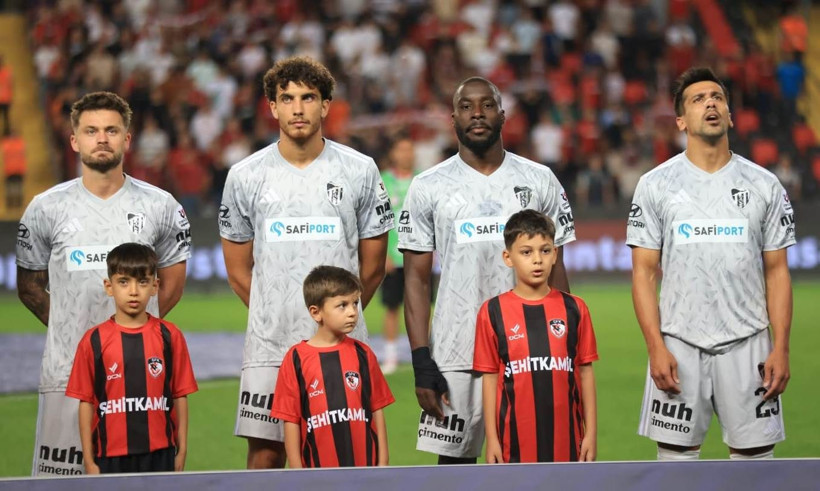 Gaziantep Futbol Kulübü - Kocaelispor maçının ilk yarısından kareler - Resim: 6