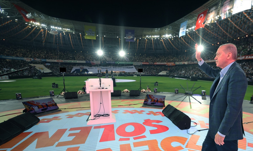 Cumhurbaşkanı Erdoğan, Sefo'nun konserini izledi - Resim : 2