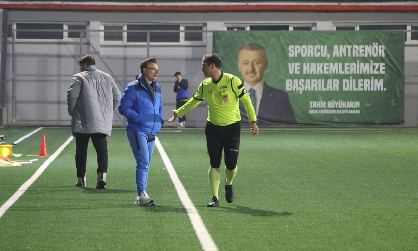 Arslanbey Gençlerbirliği - İzmit Yahya Kaptan U-16 final maçının foto galerisi - Resim: 40