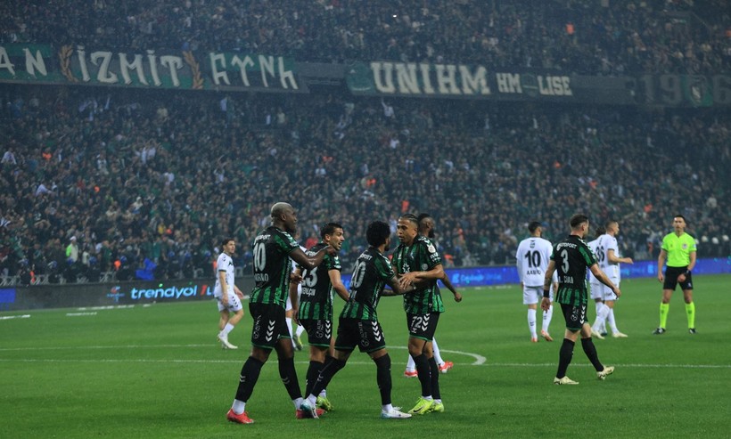 Kocaelispor – Sakarya maçının saha içi fotoğrafları - Resim: 36