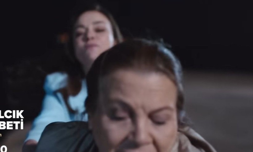 Kızılcık Şerbeti Pembe'nin Ardından Ayrılıklar Durmadı! İki İsimle Yollar Ayrıldı! Meğer.. - Resim: 3