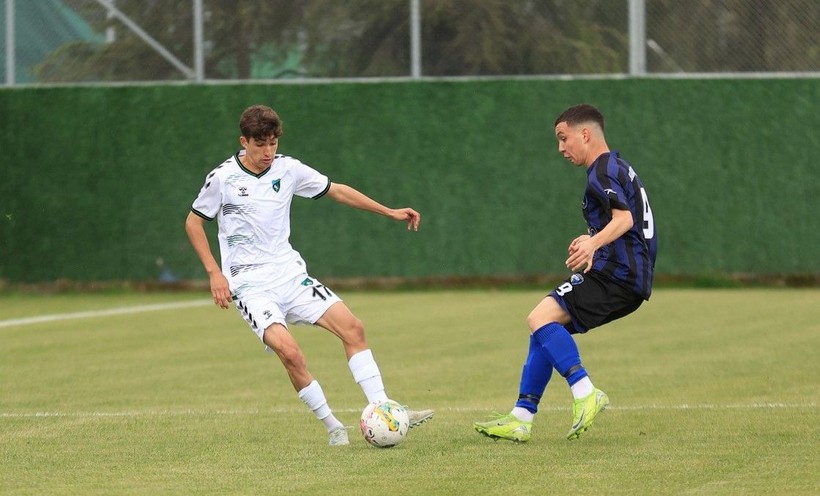Kocaelispor - Karacabey Belediyespor U-19 maçının fotoğrafları - Resim: 14