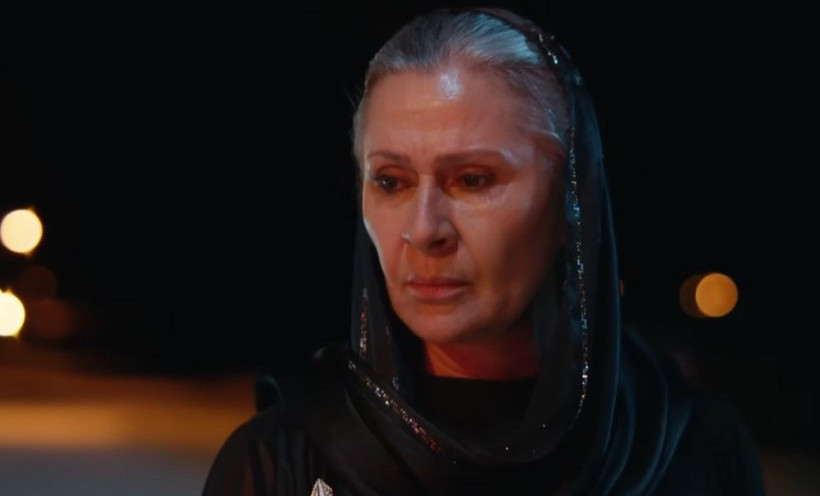 Uzak Şehir Mine Sadakat'in Kurşunuyla Son Nefesini Verdi! Uzak Şehir Mine Öldü Mü? - Resim: 5