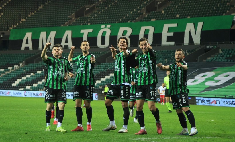 Kocaelispor - Yeni Malatyaspor 1-7 FOTO GALERİ - Resim: 136
