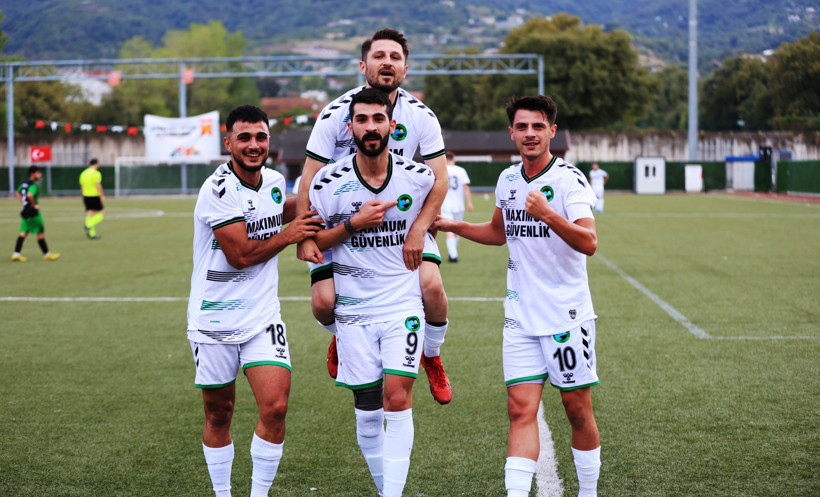 Karatepe Gençlerbirliği - Kocaeli Güneşspor: 1-2 "1. Amatör Lig maçı - Foto Galeri - Ali Köksal" - Resim: 68