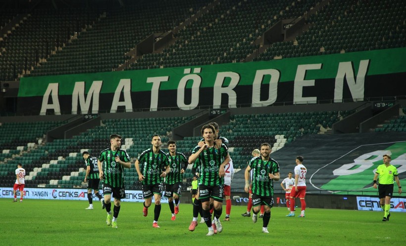 Kocaelispor - Yeni Malatyaspor 1-7 FOTO GALERİ - Resim: 131